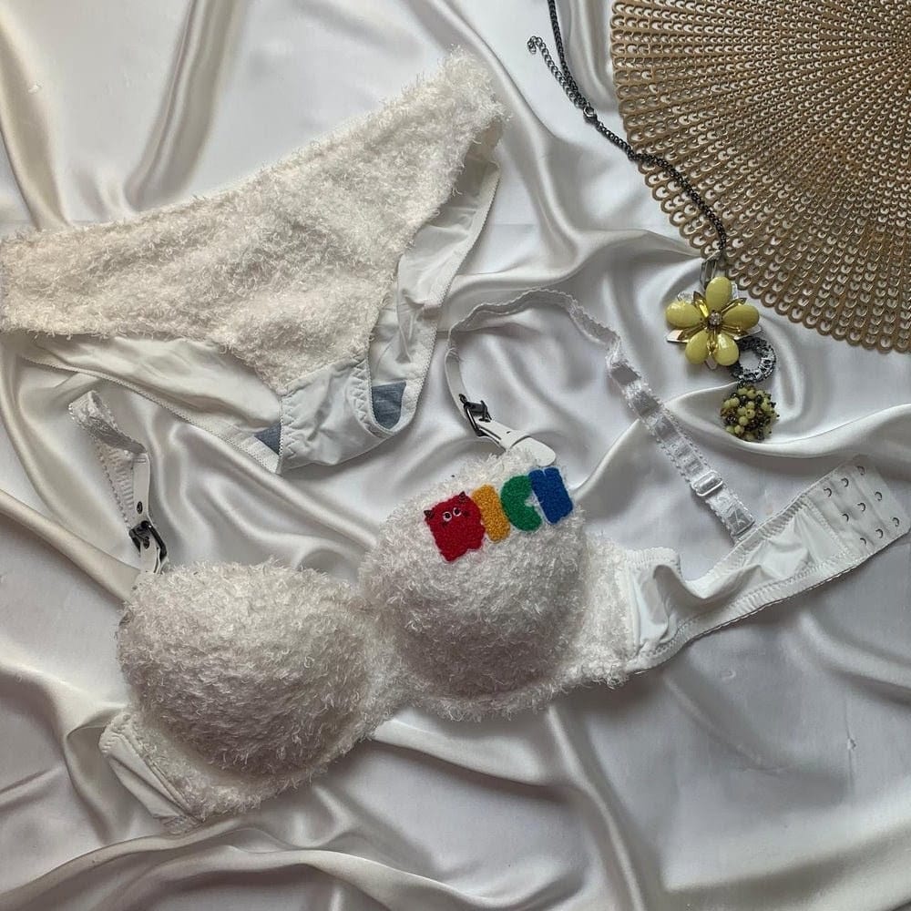 Cute Faux Fur Sexy Bra & Panty Set – Perfect for Brides