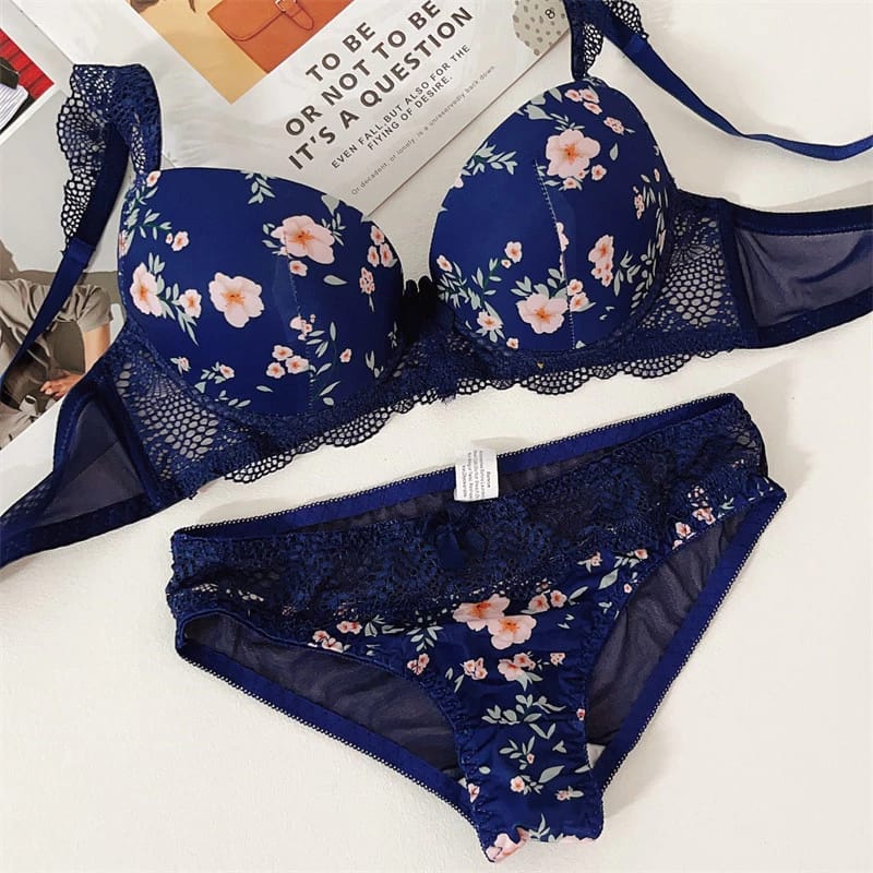 Stylish Floral Design Padded Push-Up Lingerie Set (SPBS 15)