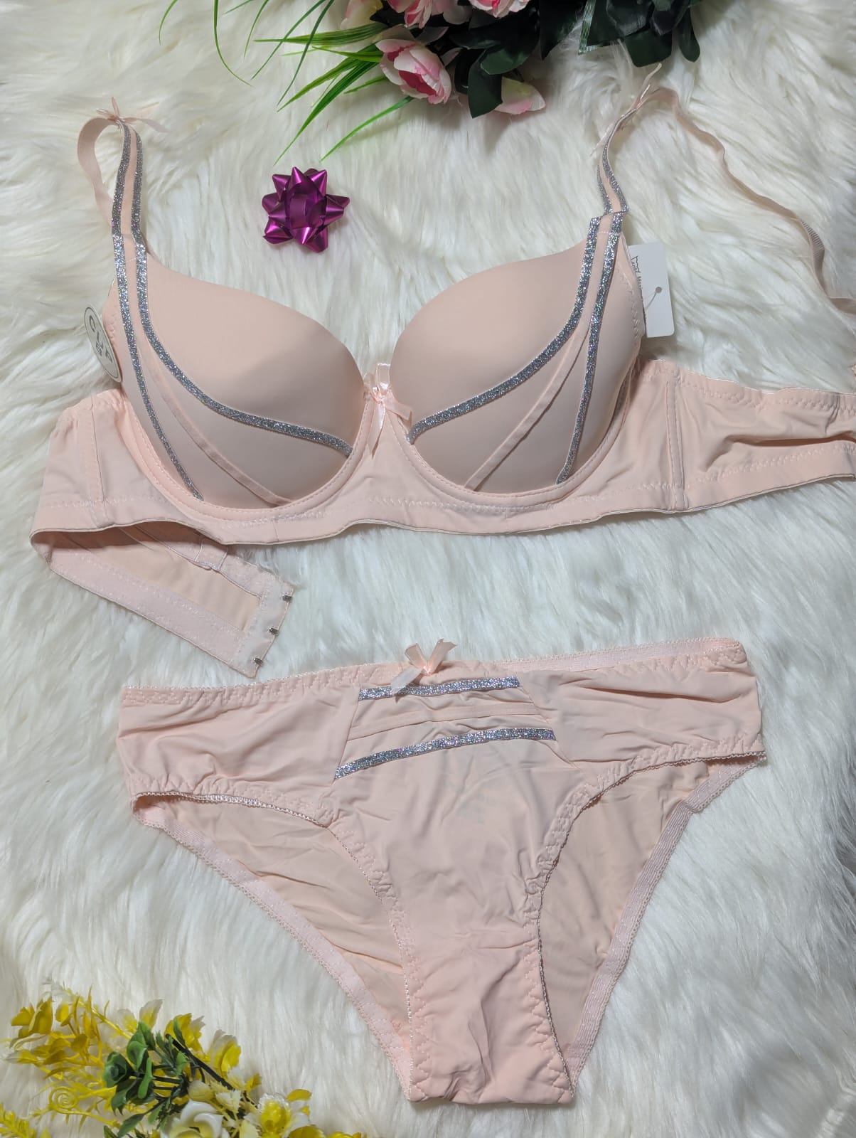 Luxury Embellished Single Padded Bra Set – Trendy & Comfortable
