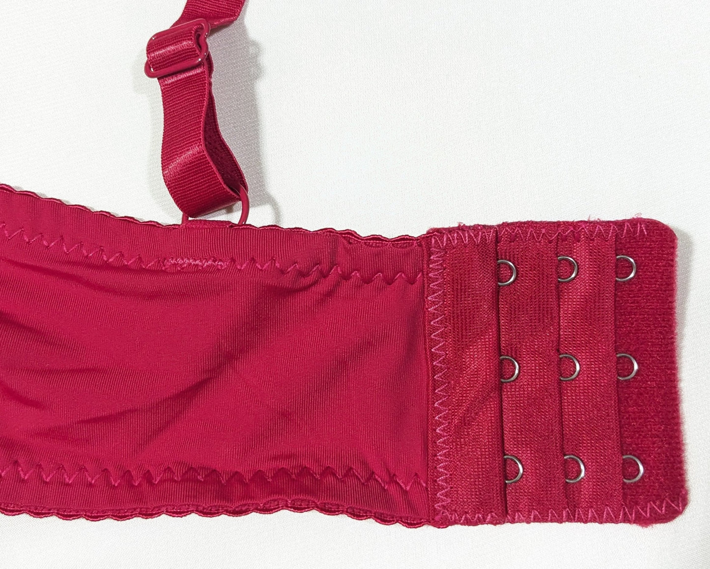 Imported High Quality Unique Strap Design Padded Bra (SPB 0011)