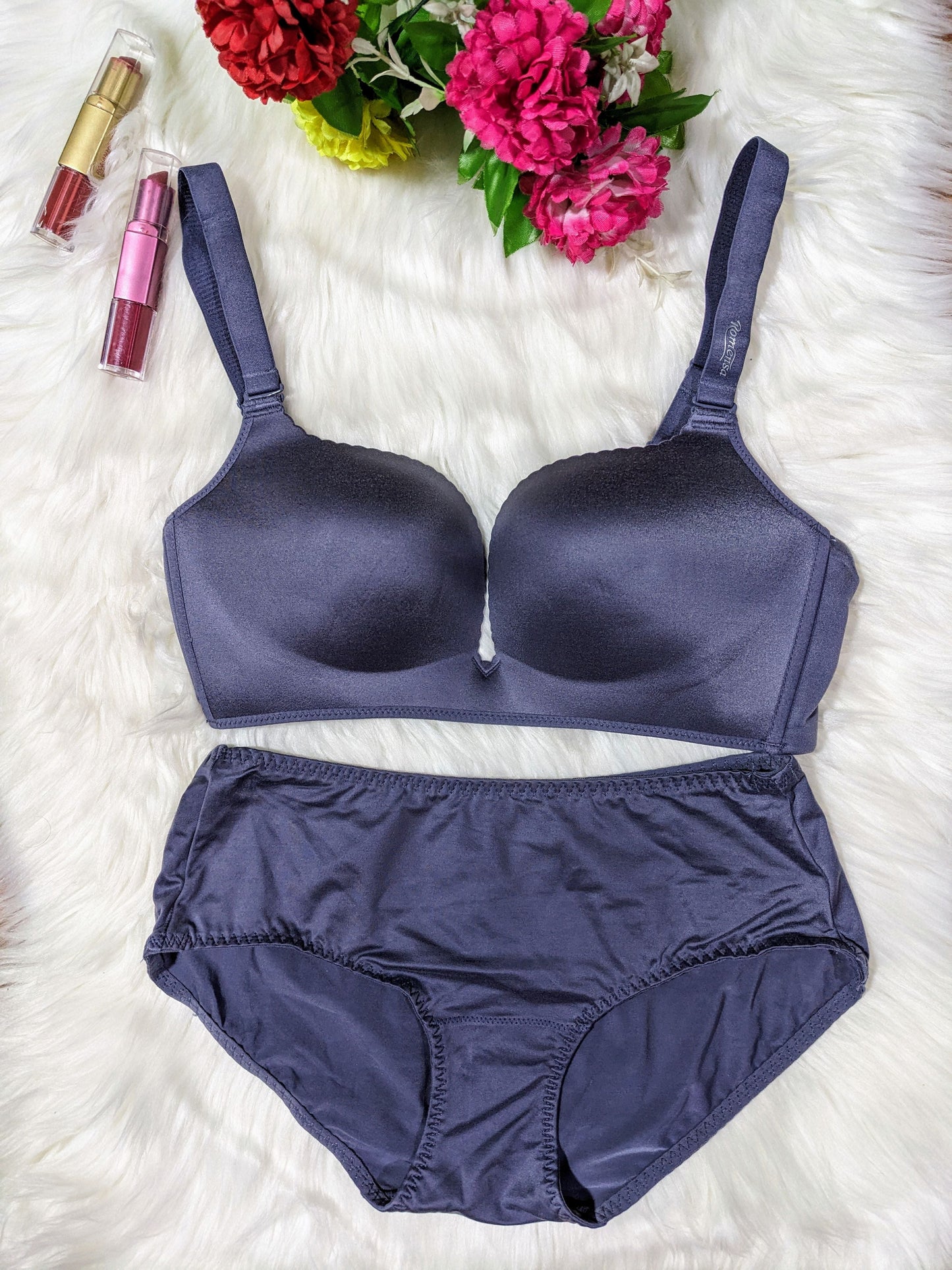 Simple Soft Comfortable Padded Bra Set (DPBS 0029)