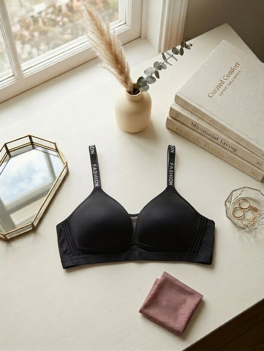 Seamless Thin Pad Wireless Bra in Pakistan – Safaa.pk