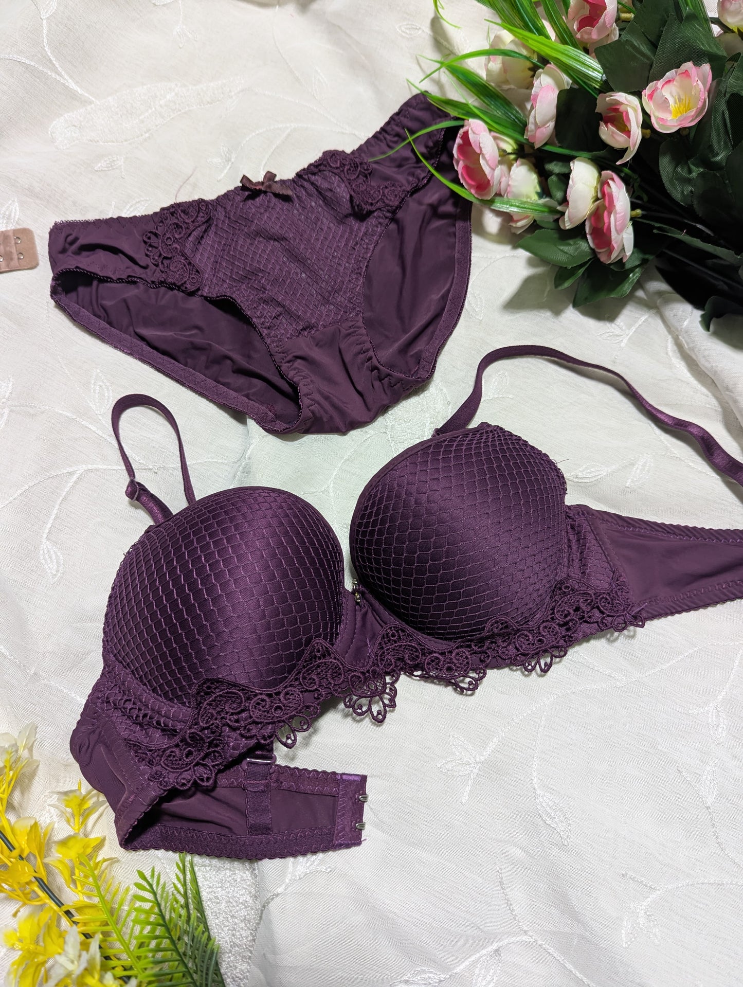 Cobra Texture Push-Up Bra & Panty Set