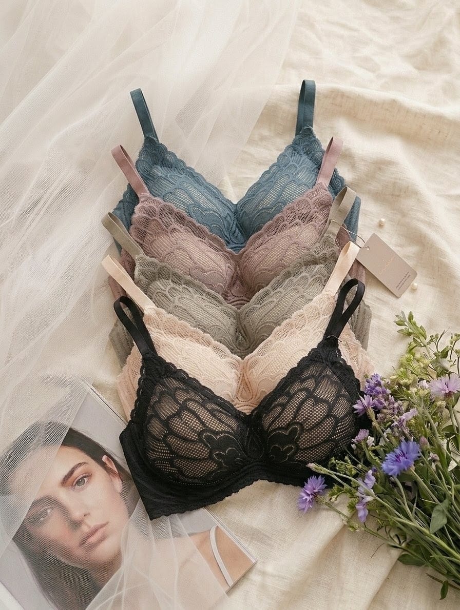 Wire-Free Lace Push-Up Bralette in Pakistan – Safaa.pk