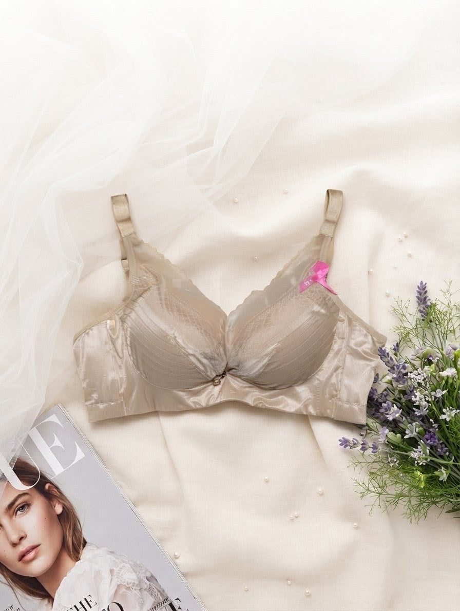 Double padded lace party wear bra with underwire support