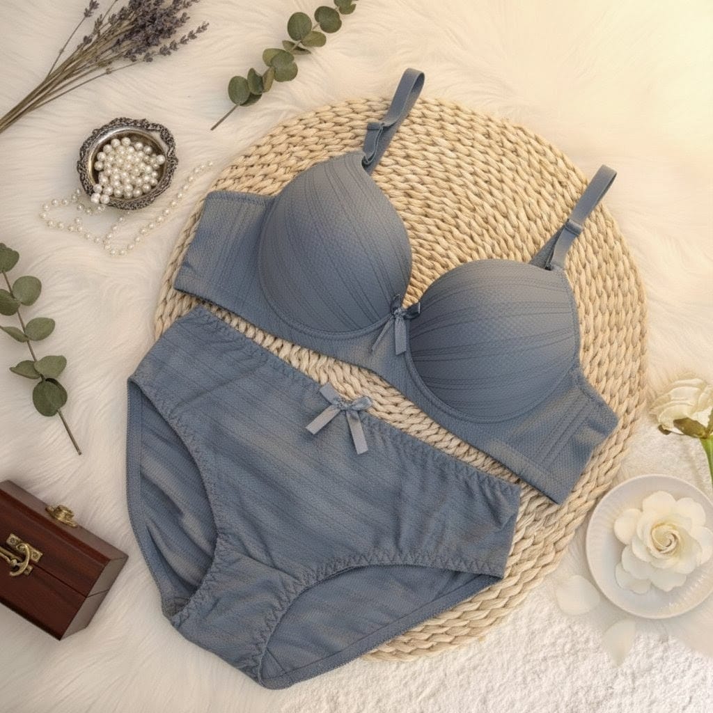 Aesthetic Matte Bra Set in Pakistan – Safaa.pk