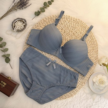 Aesthetic Matte Bra Set in Pakistan – Safaa.pk
