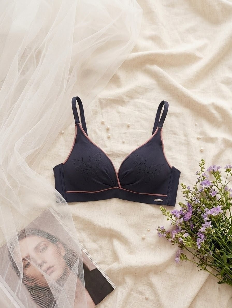 Breathable Wireless Thin Padded Bra in Pakistan – Safaa.pk