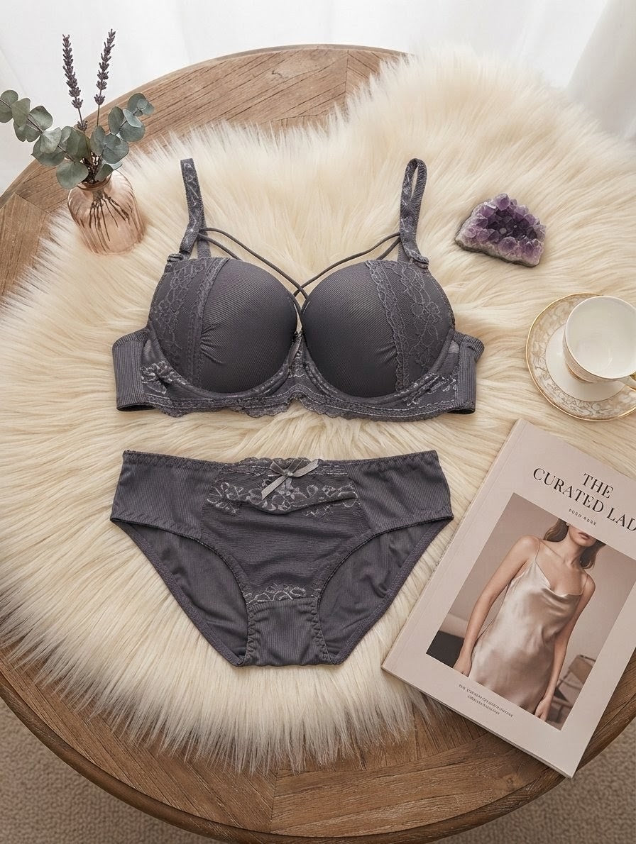 Criss-Cross Floral Lace Push-Up Bra Set in Pakistan – Safaa.pk