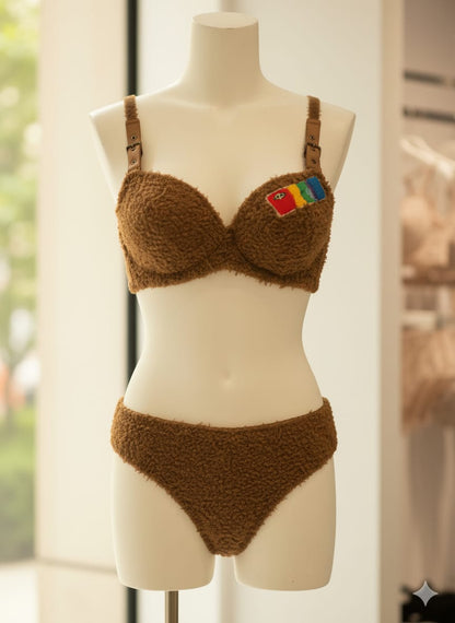 Cute_Faux_Fur_Sexy_Bra_Panty_Set_Perfect_for_Brides_4