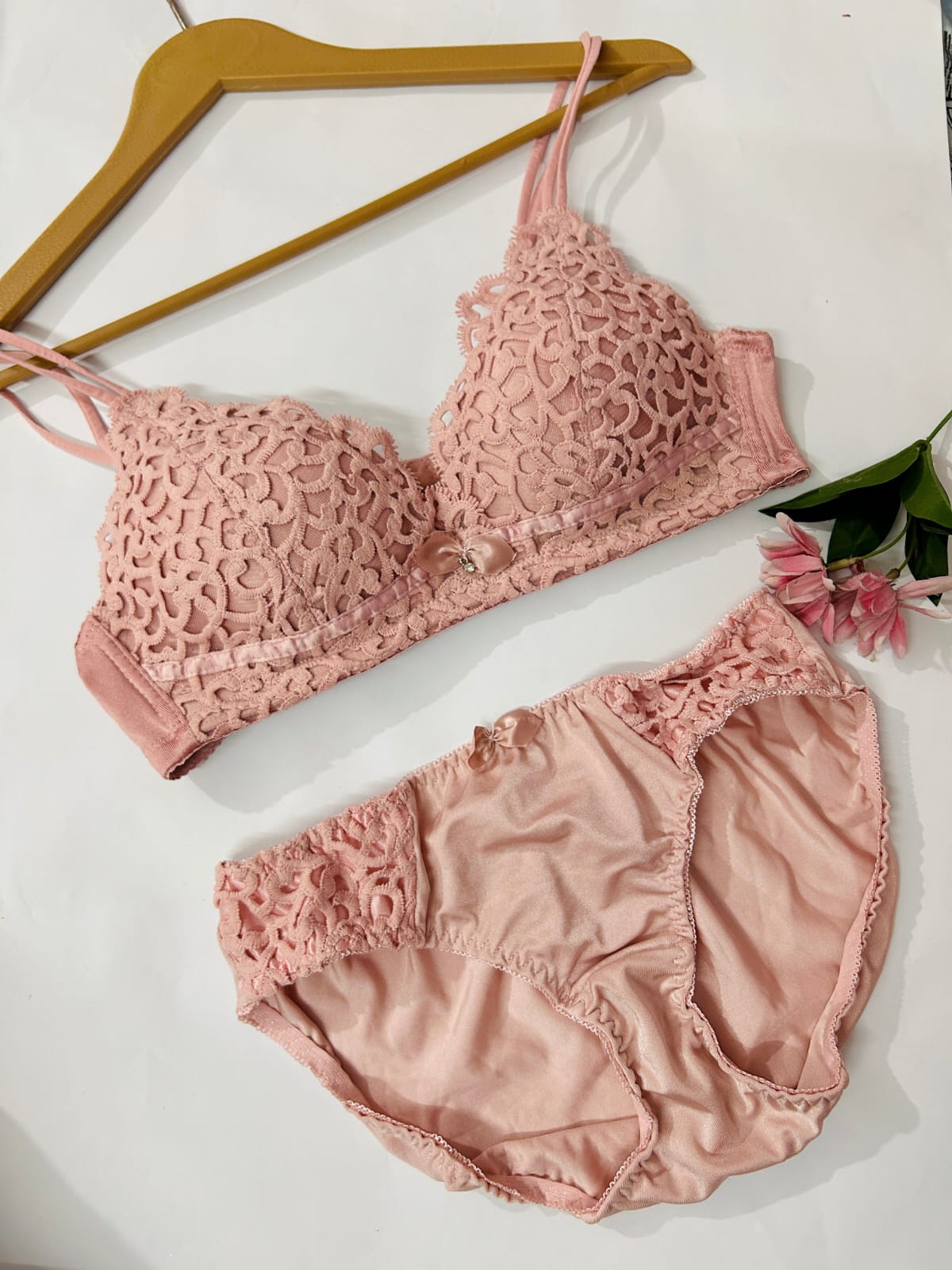Dreamy Bridal padded bra set for your Special day