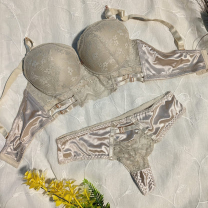 Elegant Silky Net Padded Bra Set – Smooth, Stylish & Supportive Lingerie