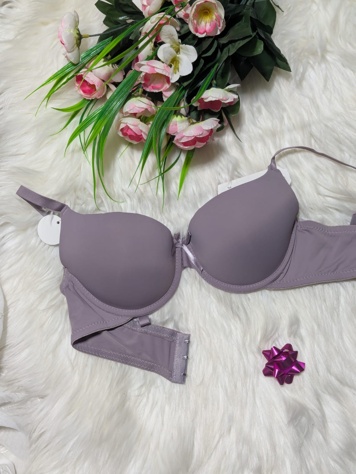 Everyday Comfort Single Padded Bra – Soft & Stylish Lingerie