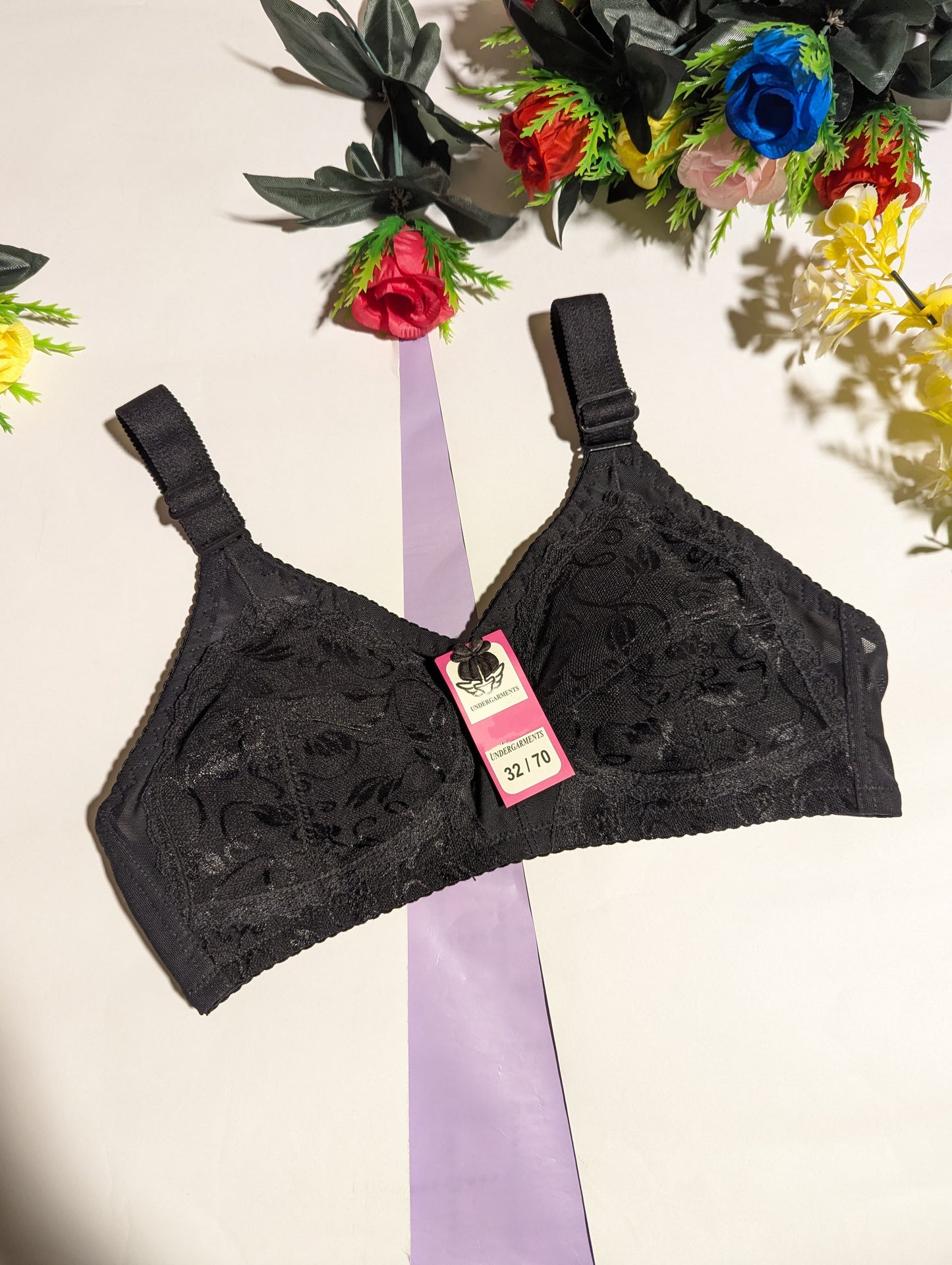 Experience summer comfort with a high-quality cotton Doreen bra