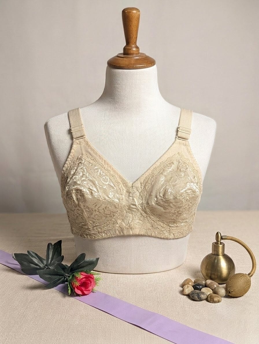 Experience summer comfort with a high-quality cotton Doreen bra