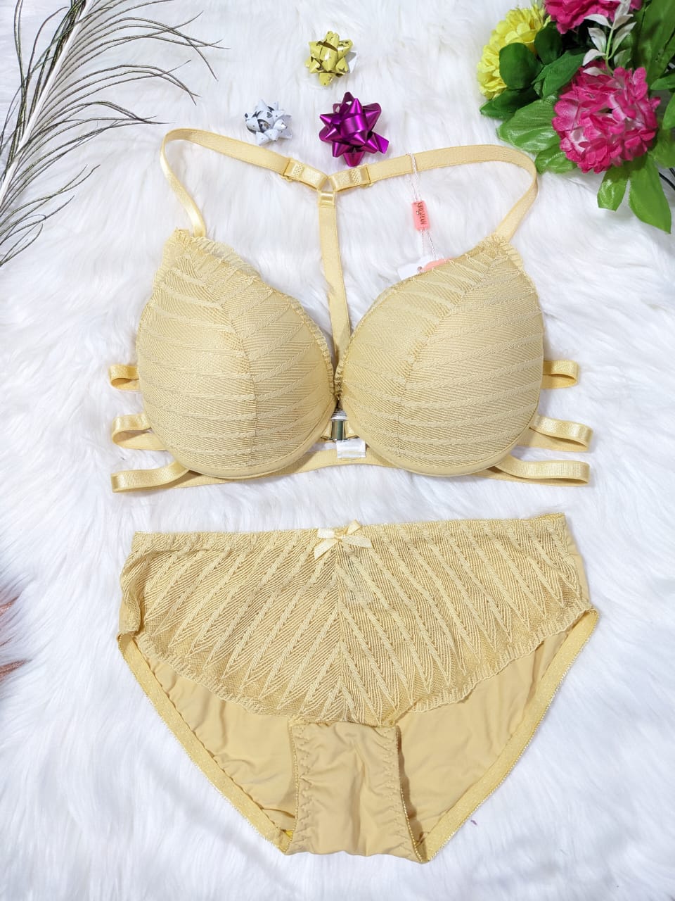 Front open double padded bra set in Pakistan – Safaa.pk