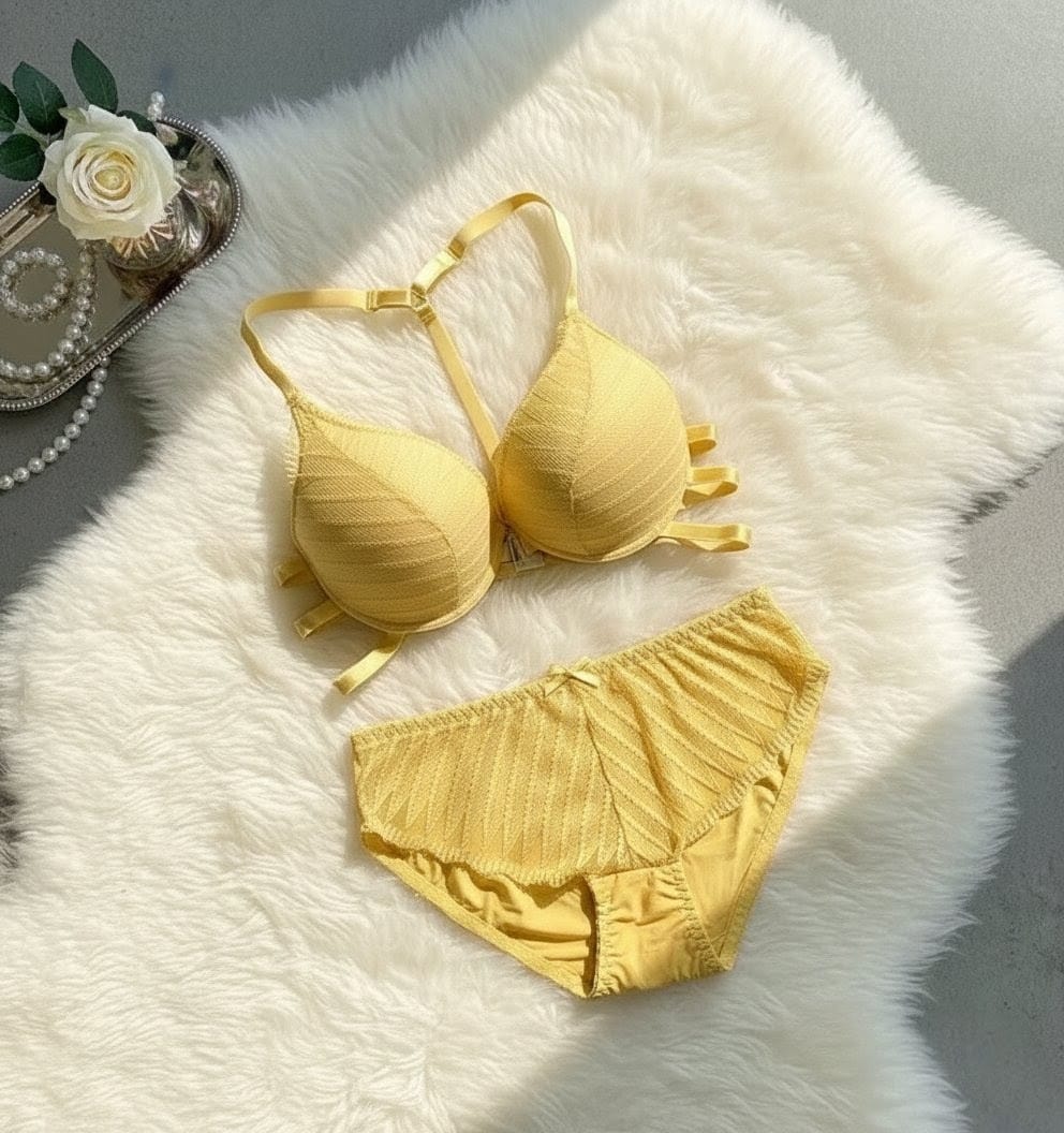 Front open double padded bra set in Pakistan – Safaa.pk