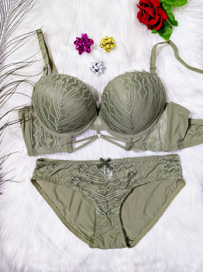 Elegant Wedding Thin Pad Bra Set (SPBS 0072)