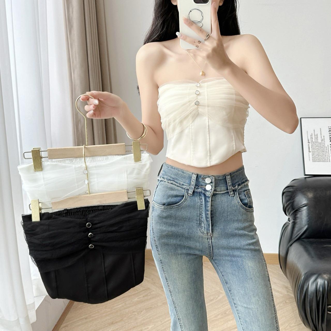 Comfy padded strapless camisole for hot days (CS 1)