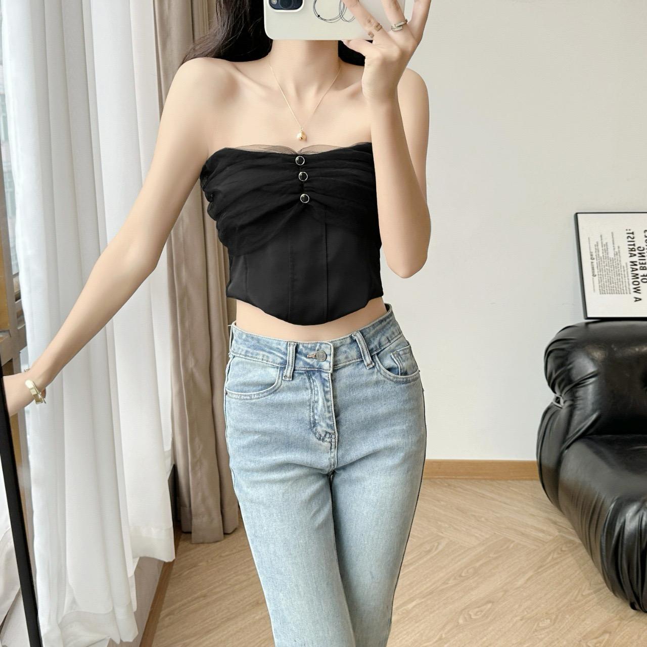 Comfy padded strapless camisole for hot days (CS 1)