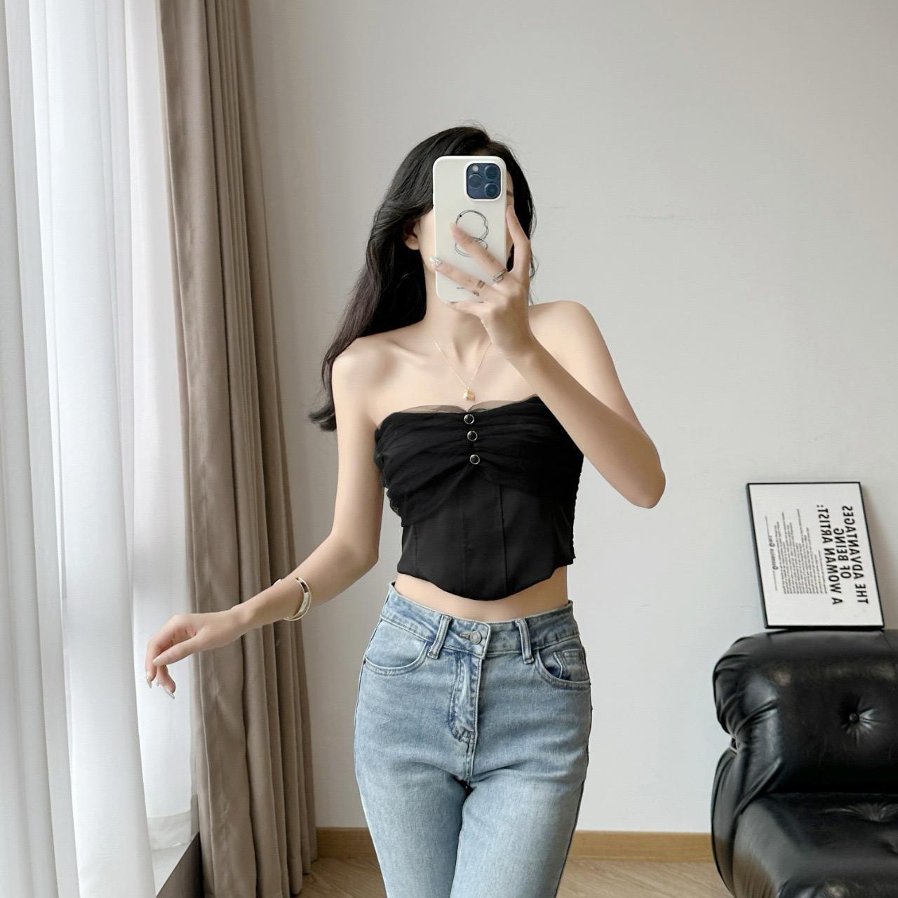 Comfy padded strapless camisole for hot days (CS 1)