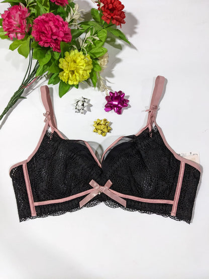 Comfort-fit bra with airy net fabric and light padding (SPB 0084)