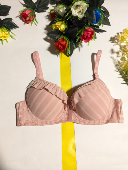 Soft Seamless Push-Up Bra – Support Meets Elegance (DPB 098)