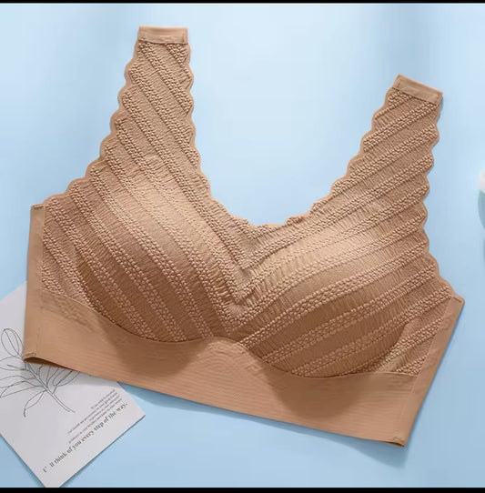 Smooth Fit, Sleek Lines – The Self-Textured Padded Blouse (PB 1)