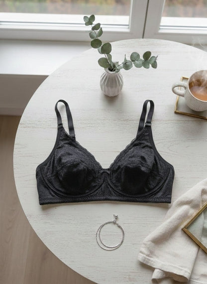 Soft jersey cotton wireless full coverage bra in Pakistan – Safaa.pk