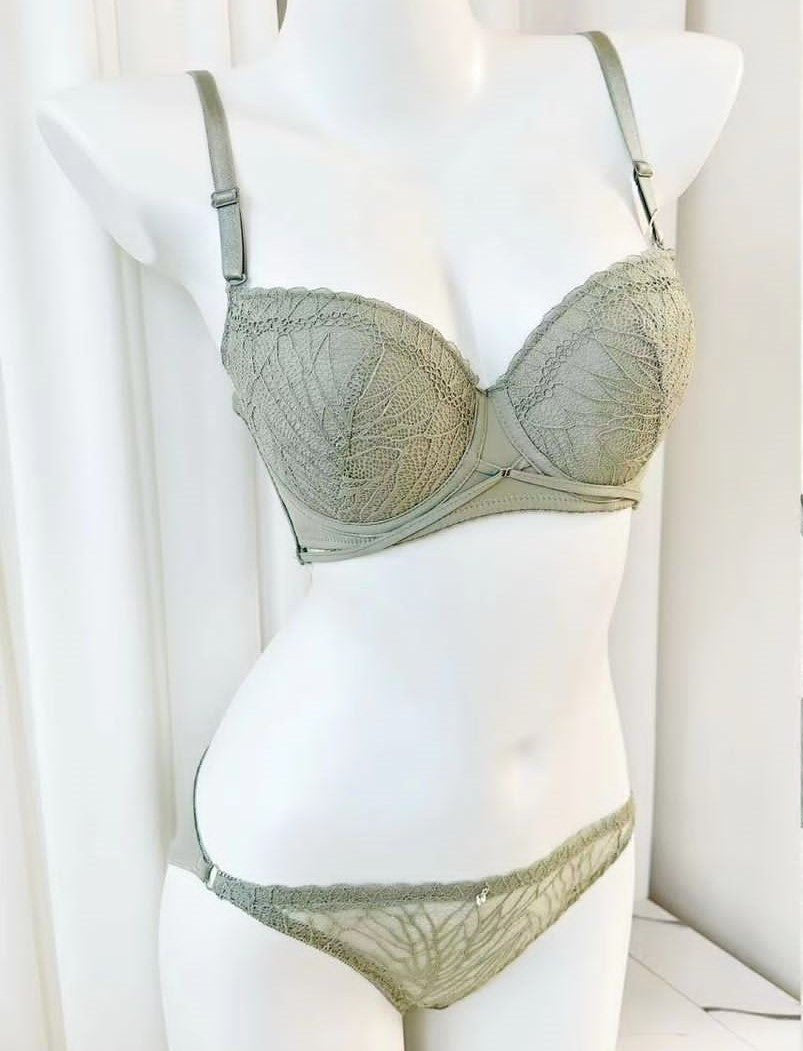 Imported Soft Single Padded Bra set for Bridals