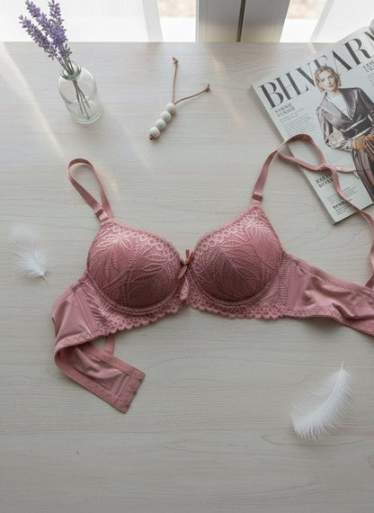 Lacy Leaf Padded Bra in Pakistan – Safaa.pk