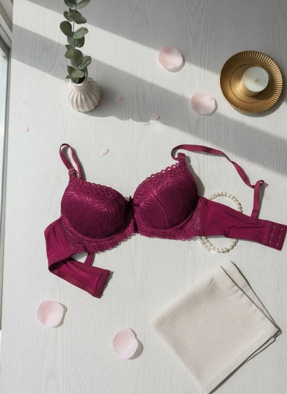 Lacy Leaf Padded Bra in Pakistan – Safaa.pk