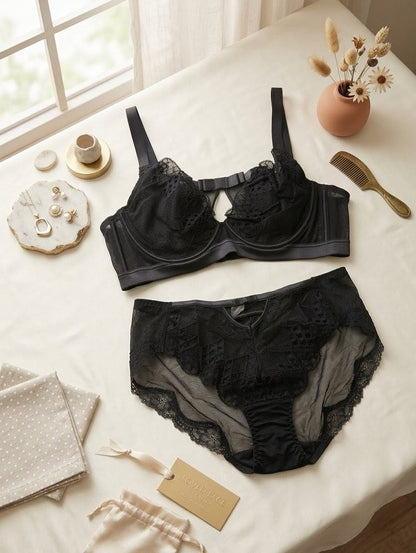 Light Padded Net Bra Set in Pakistan – Safaa.pk