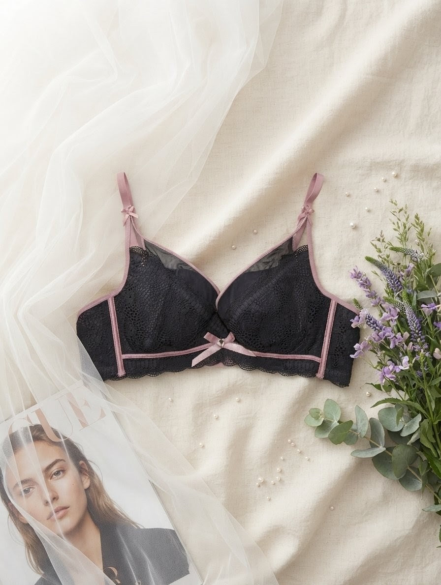 Lightly Padded Lace Underwire Bra in Pakistan – Safaa.pk