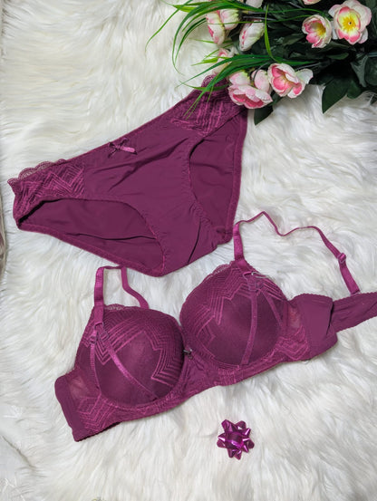 Luxury Bridal Lingerie Set – Stylish Bra & Panty for Brides