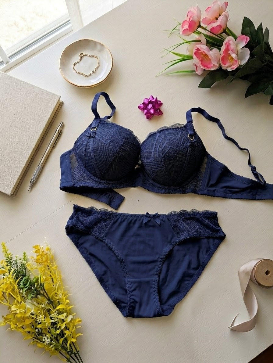 Luxury Bridal Lingerie Set – Stylish Bra & Panty for Brides