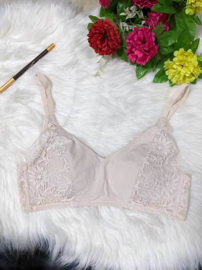 Light Padded High Quality Soft Bra (SPB 0014)