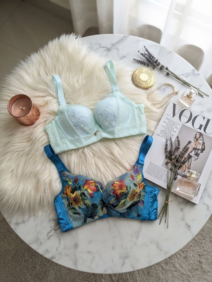 Pack of 2 Printed and lacy Padded Bras in Pakistan – Safaa.pk