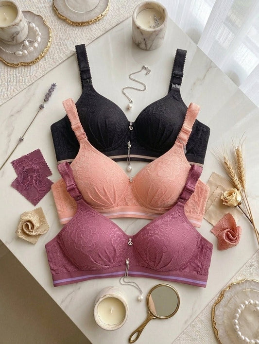 Pack of 3 padded bras with lace detailing in Pakistan