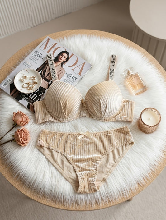 Ribbed Velvet Bra Set with Glitter in Pakistan – Safaa.pk
