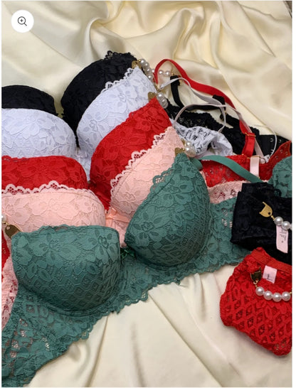 Bridal Lingerie Set with Pearl-Embellished Straps (SPBS 0082)