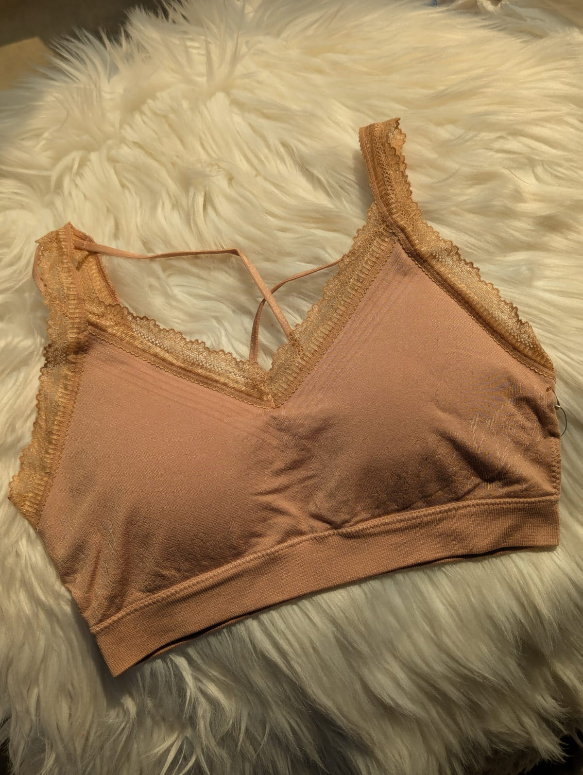 Seamless Lace-Trim Ribbed Bralette in Pakistan – Safaa.pk