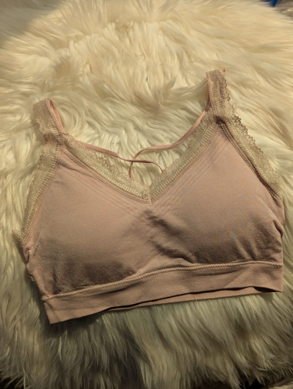 Seamless Lace-Trim Ribbed Bralette in Pakistan – Safaa.pk