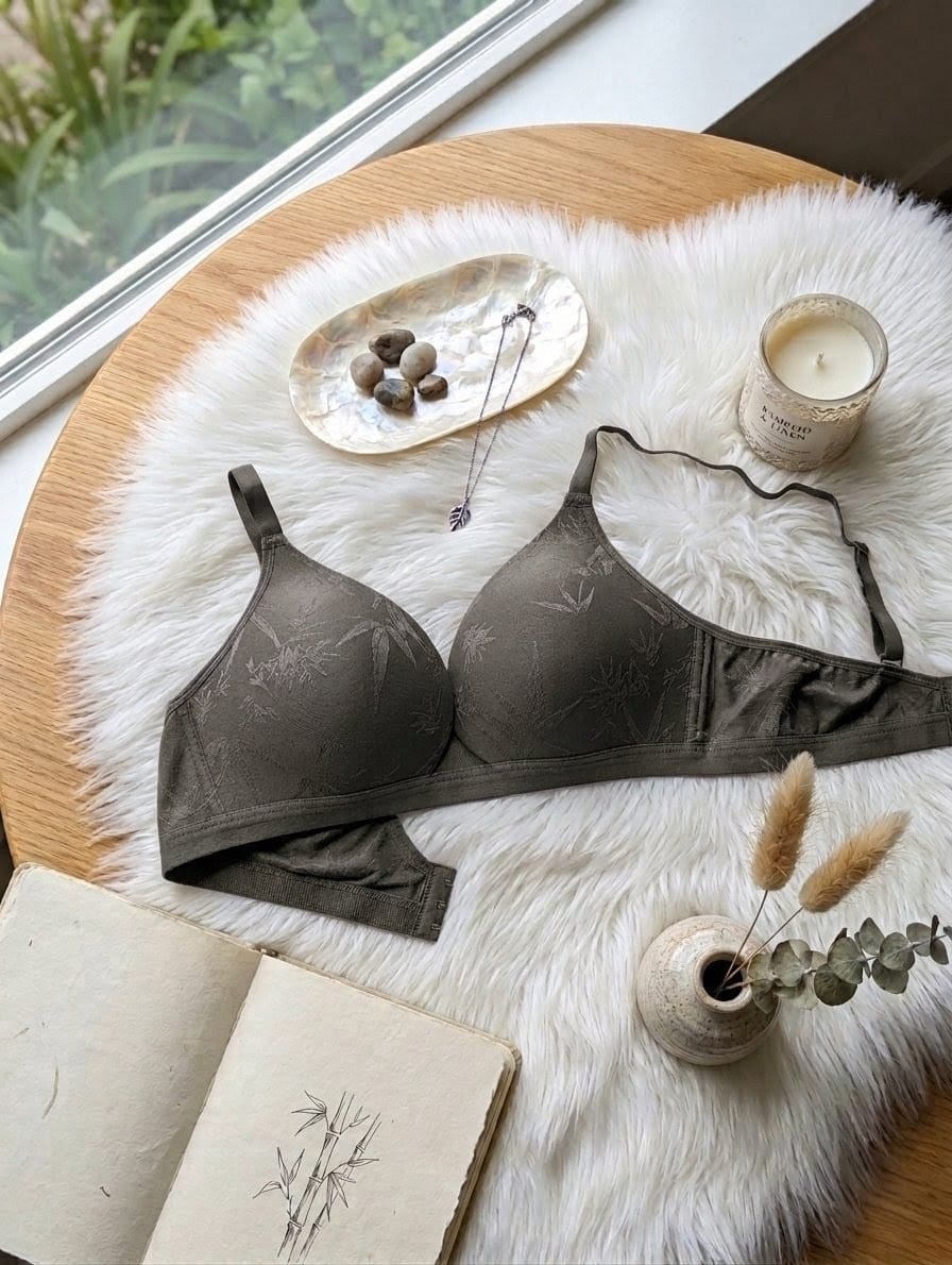 Seamless Padded Summer Bra in Pakistan – Safaa.pk