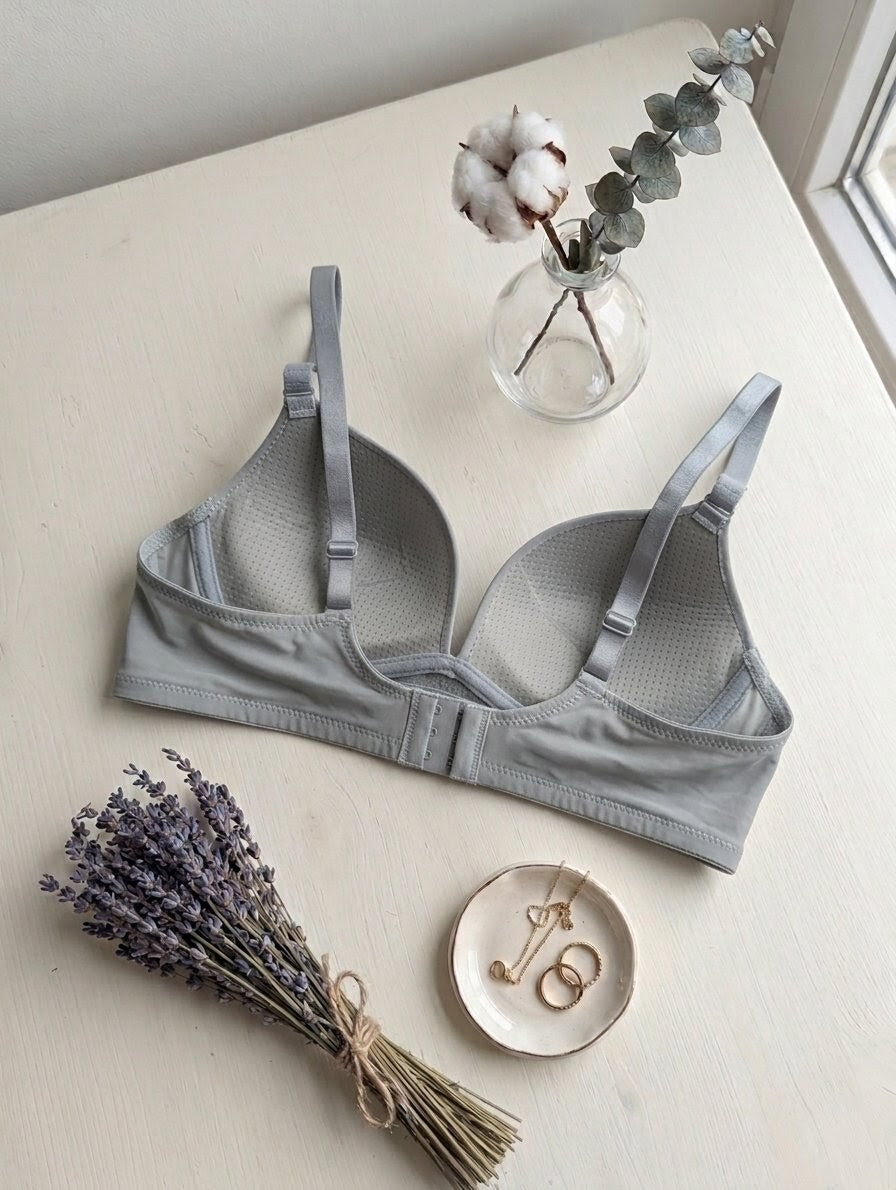 Seamless T-Shirt Padded Bra in Pakistan – Safaa.pk