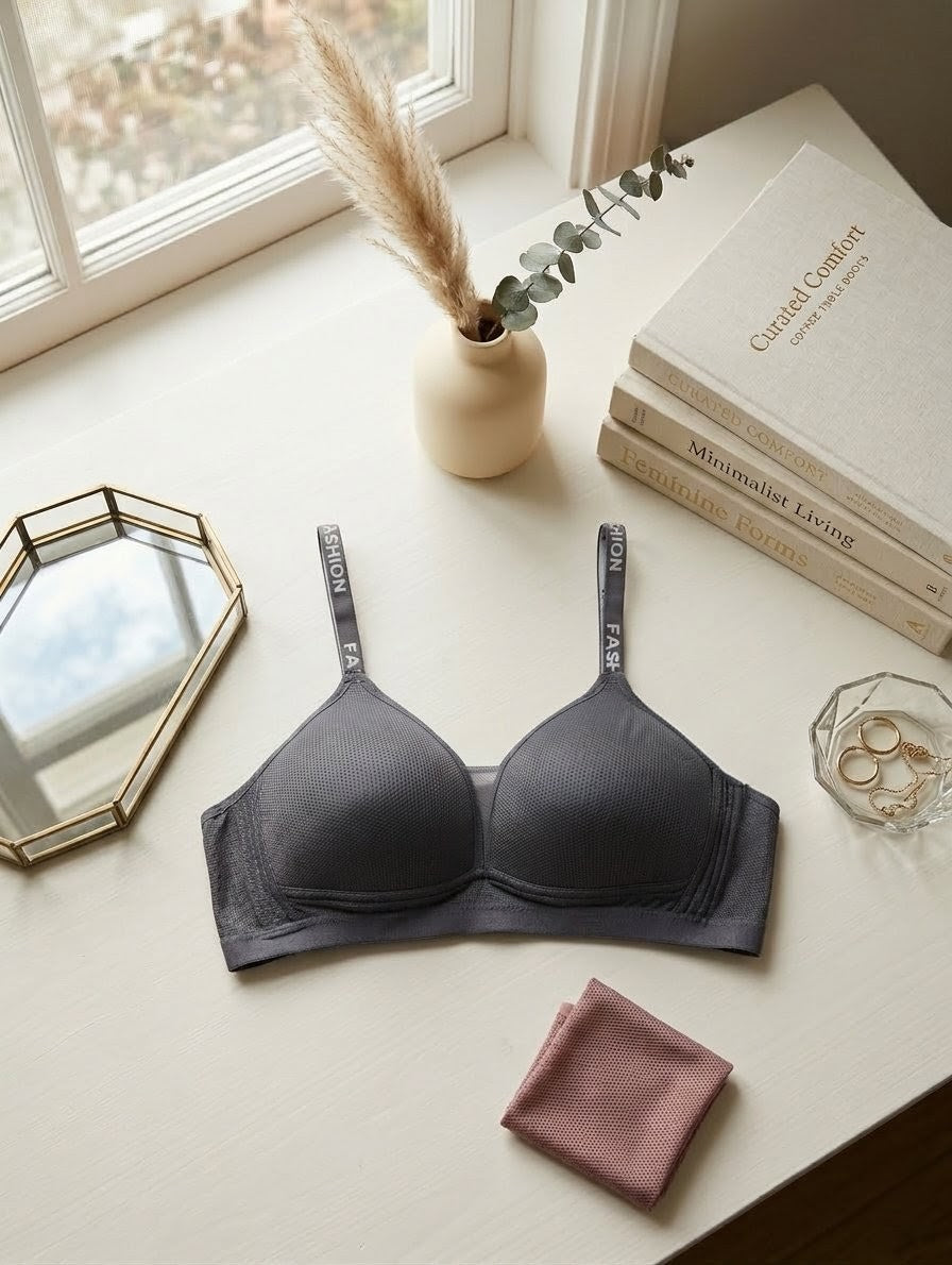 Seamless Thin Pad Wireless Bra in Pakistan – Safaa.pk