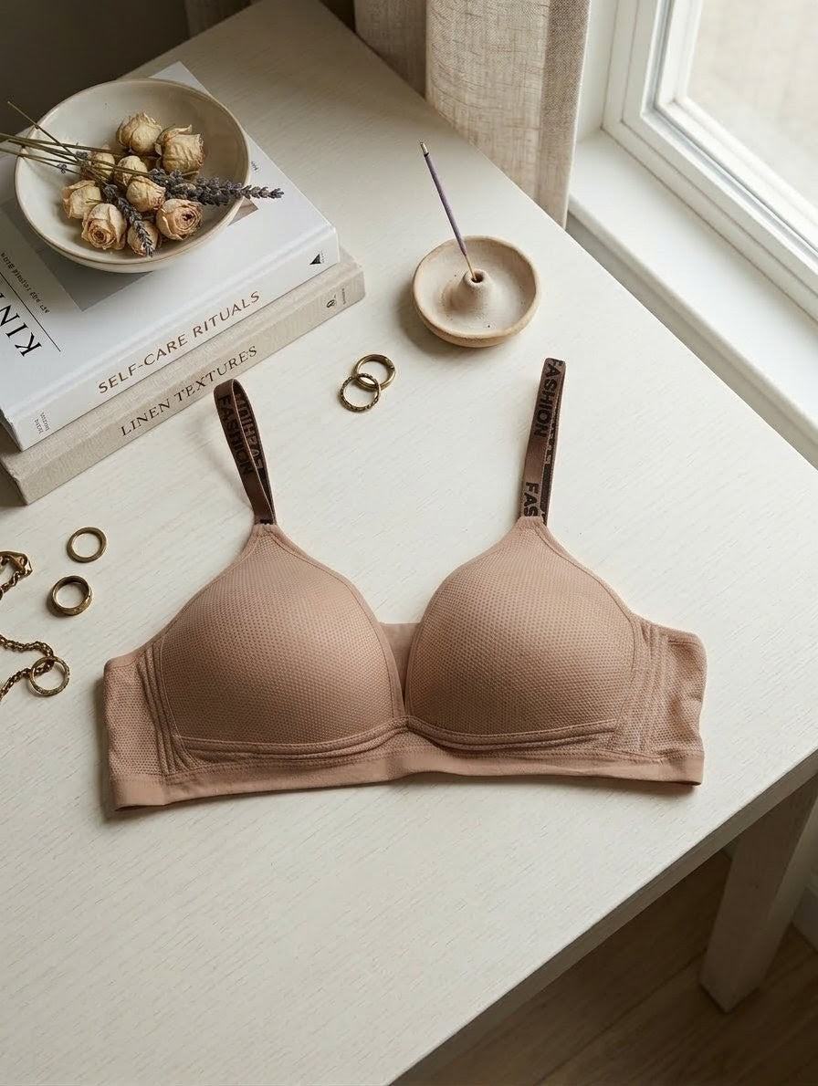 Seamless Thin Pad Wireless Bra in Pakistan – Safaa.pk