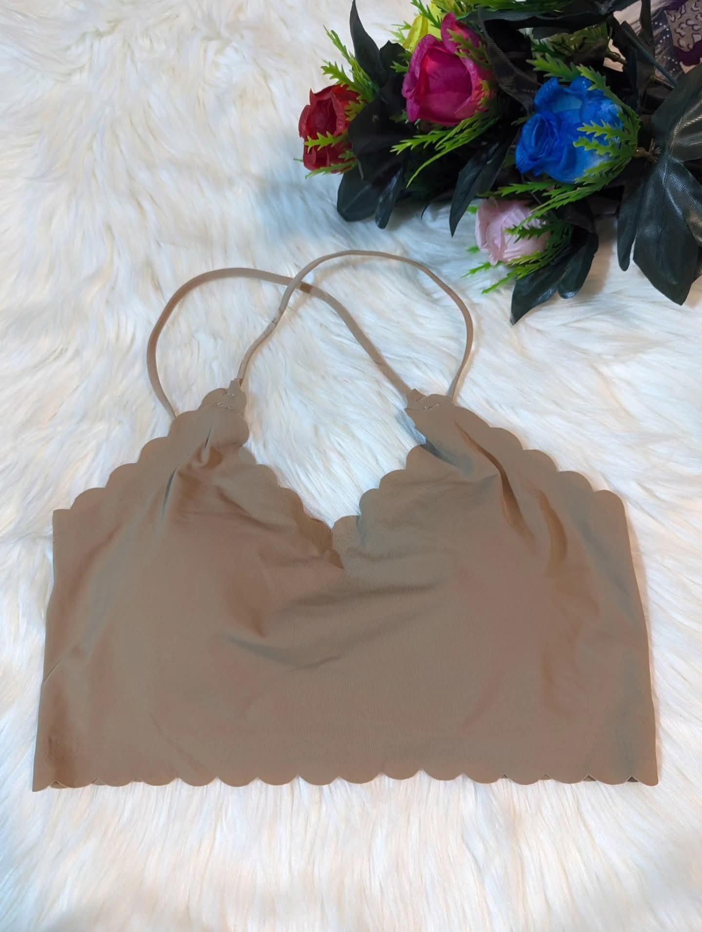 Seamless padded non-wired bralette for girls with stylish back design in black, white, and brown
