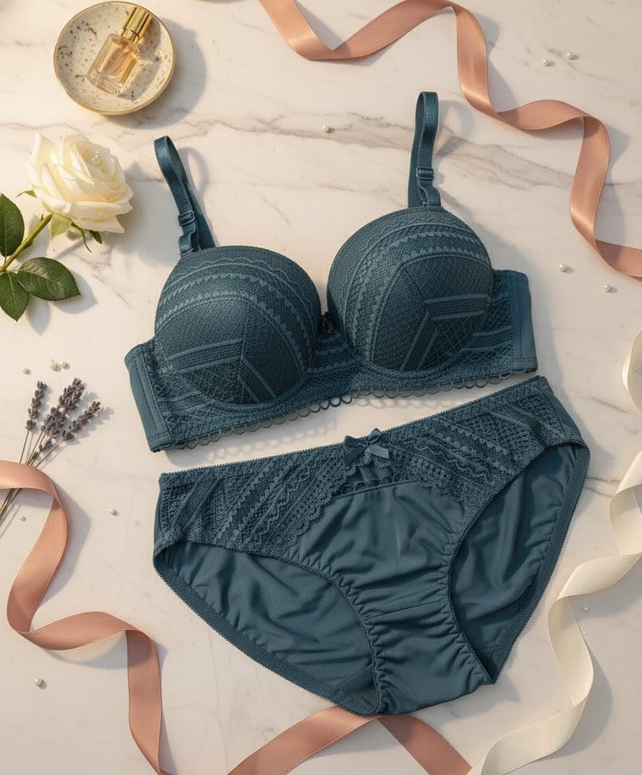 Self-Design Push-Up Bra Set in Pakistan – Safaa.pk