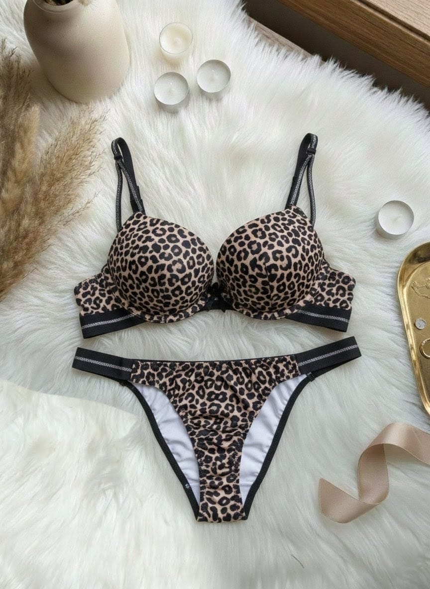 Shiny Double Padded Push Up Bra Set in Pakistan – Safaa.pk